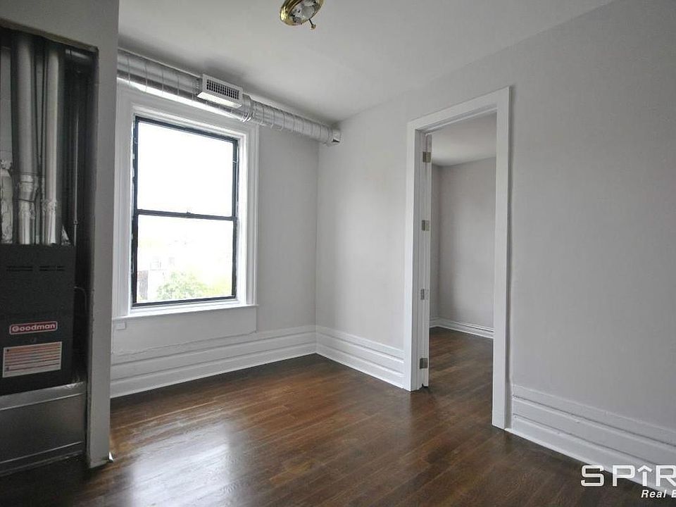 2nd image of 696 Willoughby Ave APT 3