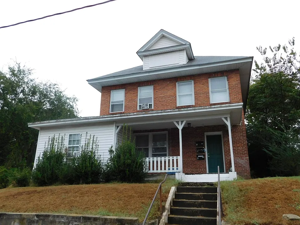 601 E Broadway Ave #B
