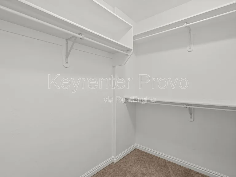 1901 W 1020 N — Photo 21