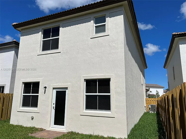 2340 NW 130th Ter — Photo 65