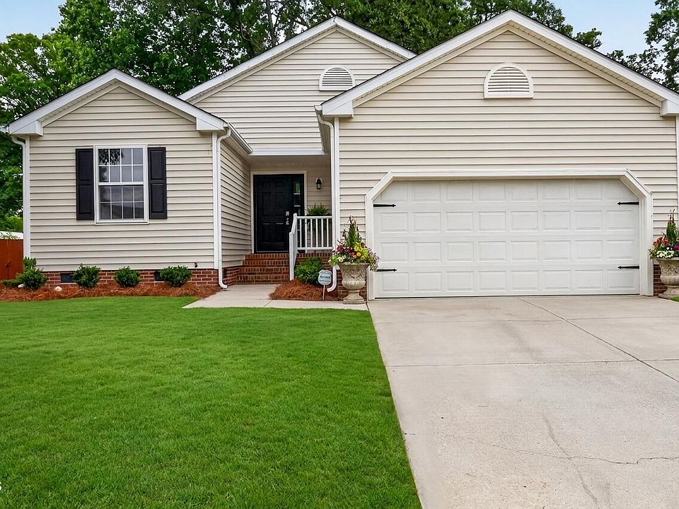 1st image of 2119 Charny Dr
