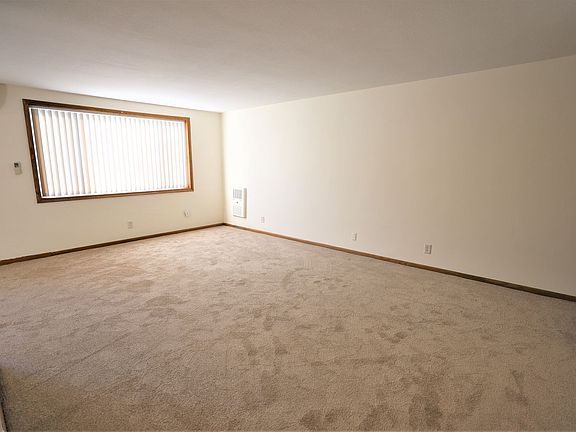5th image of 6300 York Ave S APT 101