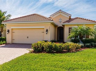 14571 Grapevine Dr, Naples, FL 34114