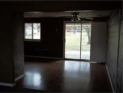 4th image of 5860 Hinckley Ct