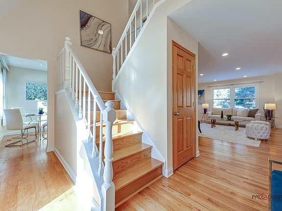 4th image of 2764 Wilshire Ln #2764