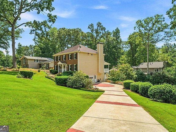 3rd image of 4585 Hunting Hound Ln