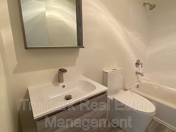 5th image of 11025 Ferina St #14