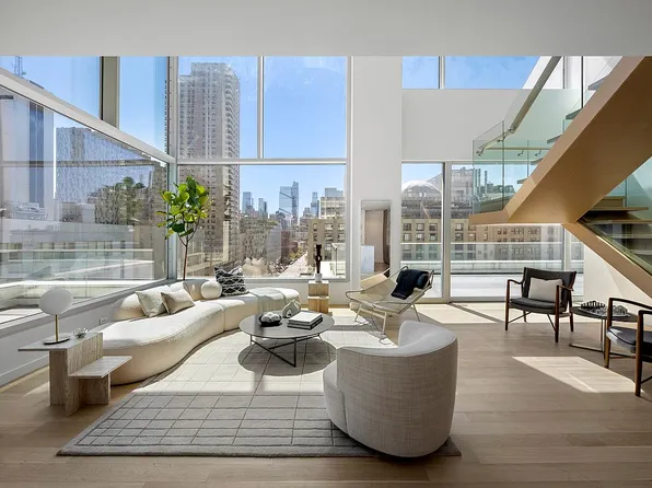 611 W 56th St #9A, New York, NY 10019