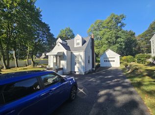 92 Lincoln Blvd, Hauppauge, NY 11788