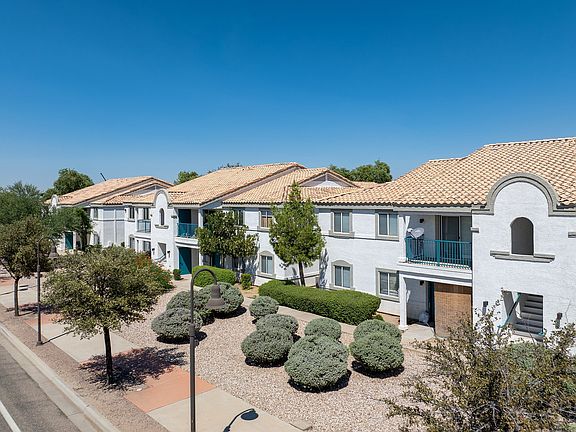 Marana Apartments