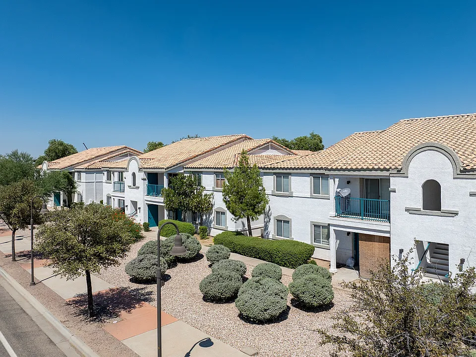 Marana Apartments