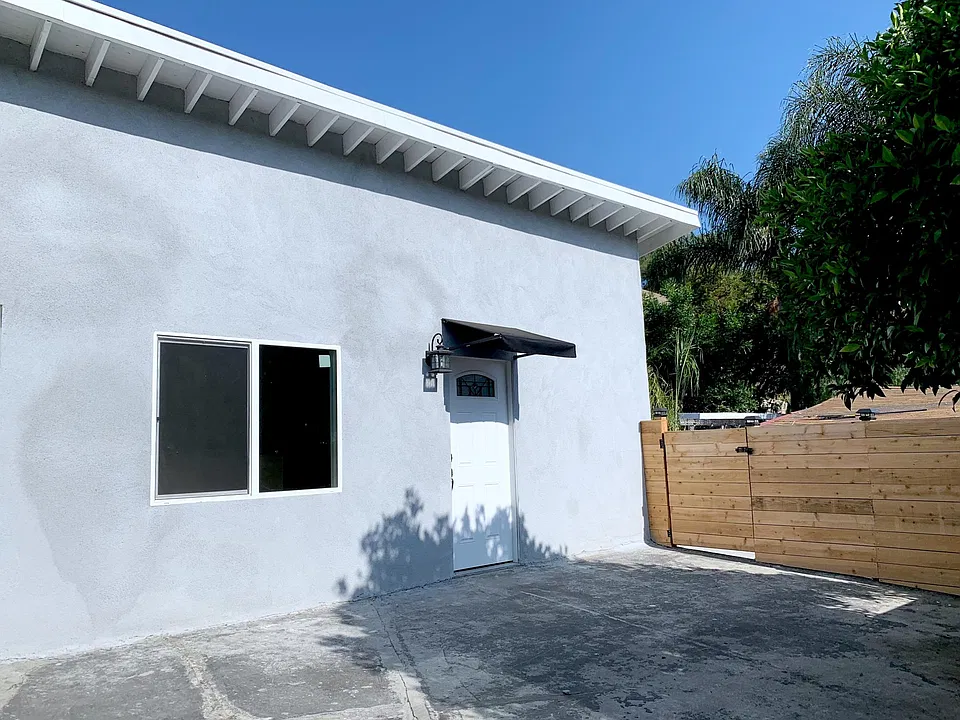 3208 Sierra St