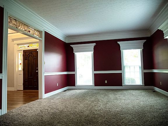 5th image of 3301 Savannah Dr