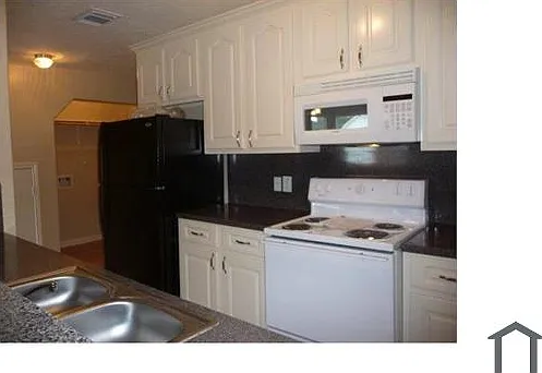 4 bed, 1568 sqft, $2,450 — Photo 3