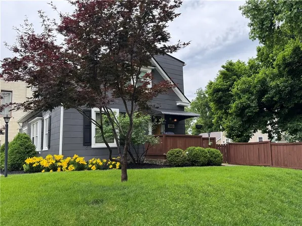 5901 Rockhill Rd, Kansas City, MO 64110