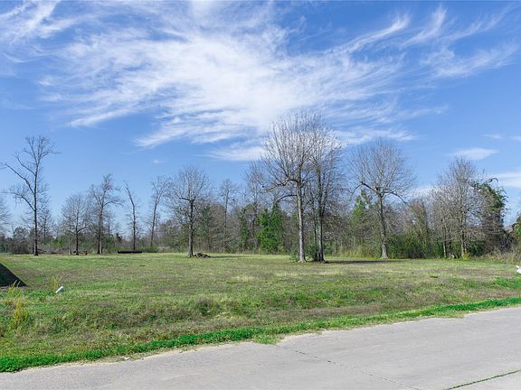 4th image of 83 County Road 5004
