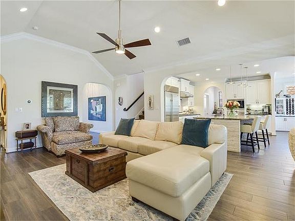 2nd image of 9220 Villa Norte Dr #Vh-69