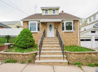 126 W 2nd St, Clifton, NJ 07011