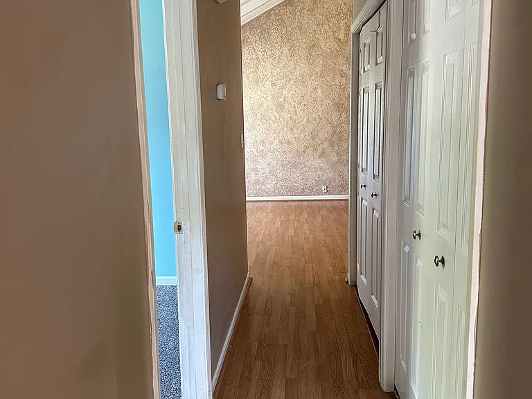 632 W Madison St — Photo 14