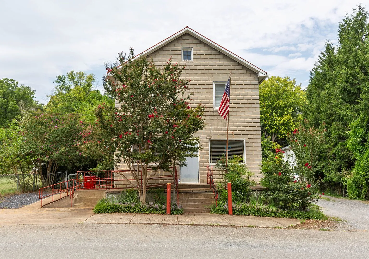 2 Bed, 1 Bath, Second Floor Apartment in Millville, WV — Photo 1