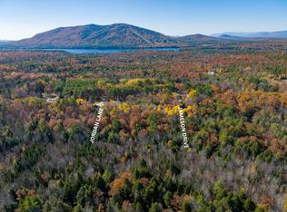 8 Jordan Ln, Bridgton, ME 04009