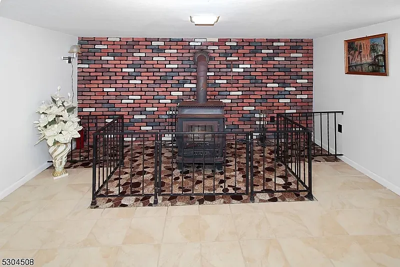 720 Erudo St — Photo 4