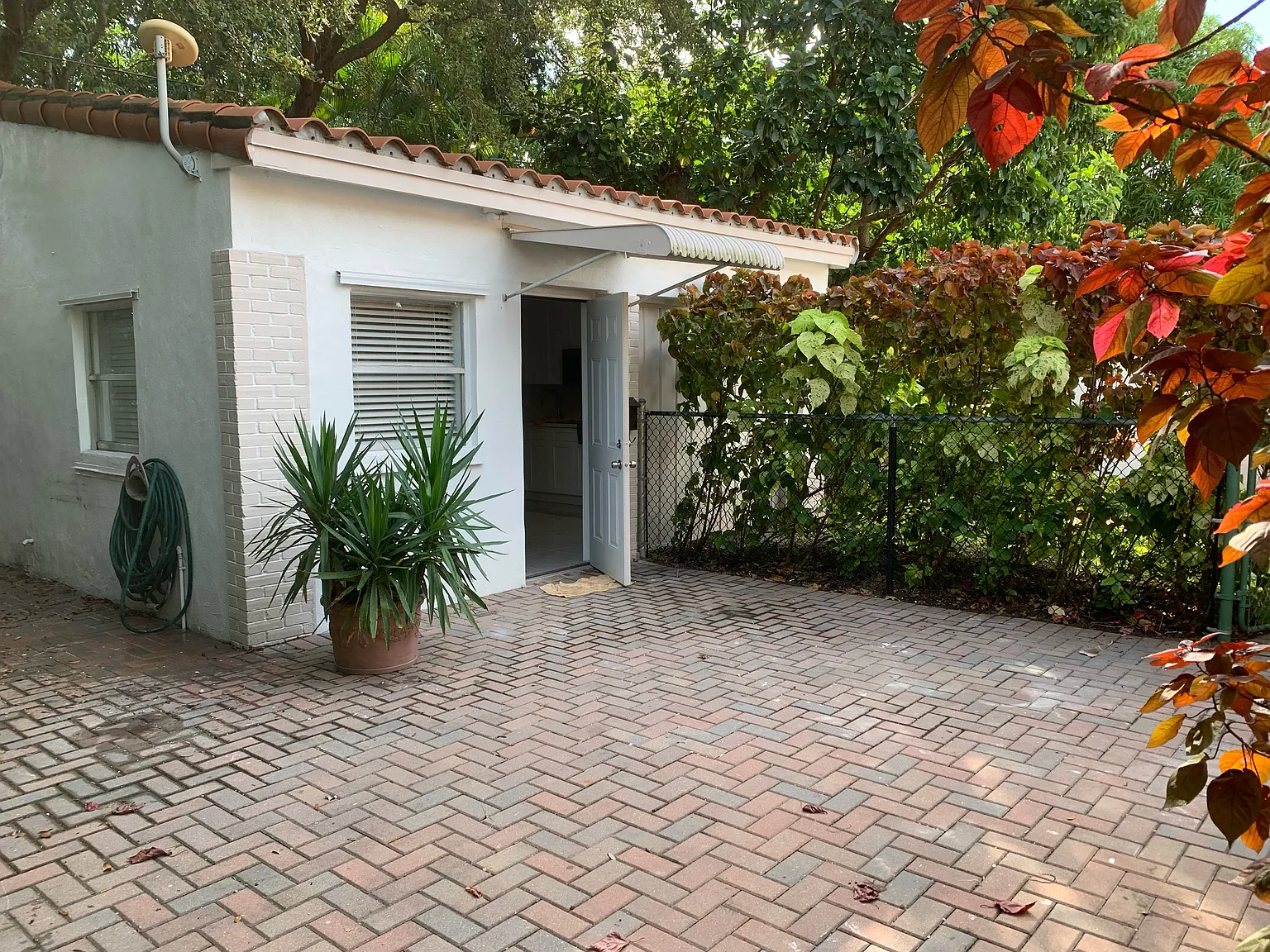 1 bed, $2,000 — Photo 3