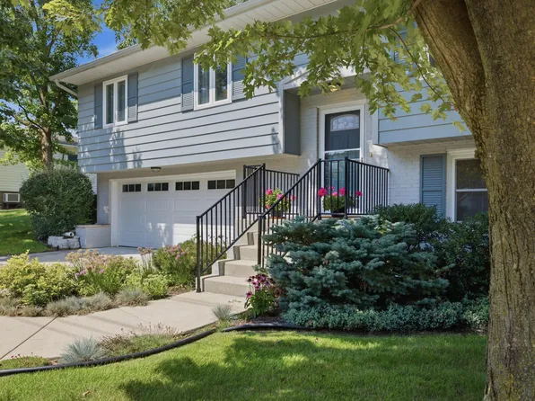 1326 W Water St, New Buffalo, MI 49117