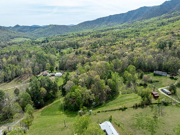 5th image of Dry Valley Rd