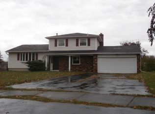 80 Floren Dr, Rochester, NY 14612