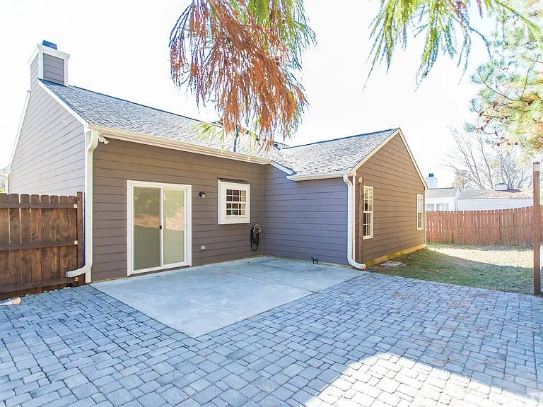 118 Brierridge Dr — Photo 24