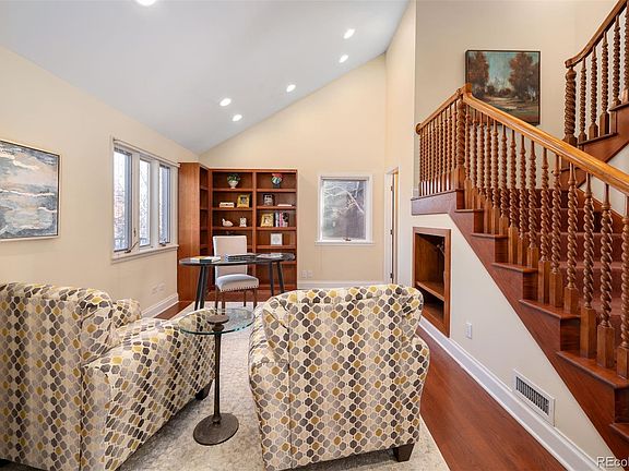 4th image of 808 S Josephine Street
