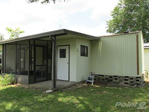 SHED BACKSIDE OF FLORIDA ROOM