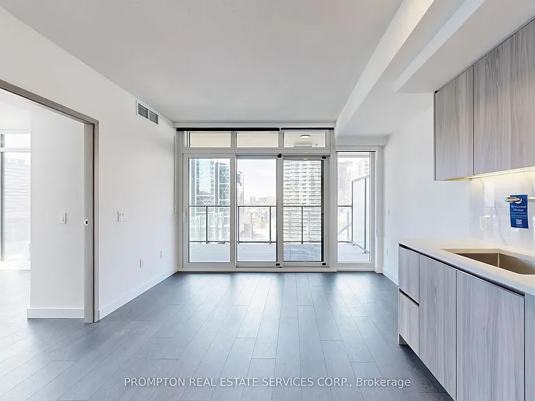 3 Concord Cityplace Way #4103 — Photo 10