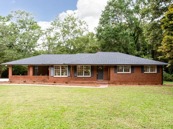 214 Indian Creek Dr, Monroe, GA 30655