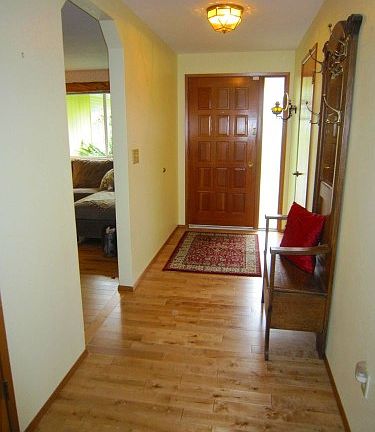 5th image of 7655 Husky Way SE