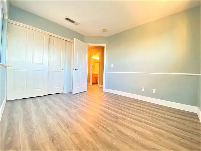 8013 Coral Point Ave — Photo 46