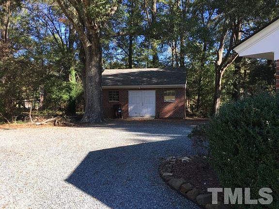 5th image of 4111 Amesbury Ln
