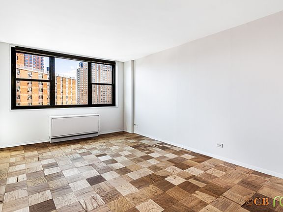 4th image of 340 E 93rd St APT 22E
