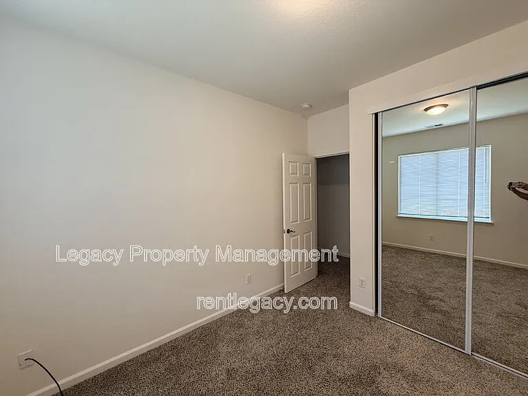 10230 Canadeo Cir — Photo 20