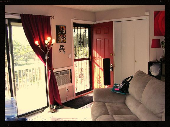 5th image of 695 Manhattan Dr APT 212