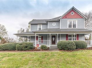 5316 Moss Creek Ln, Clemmons, NC 27012