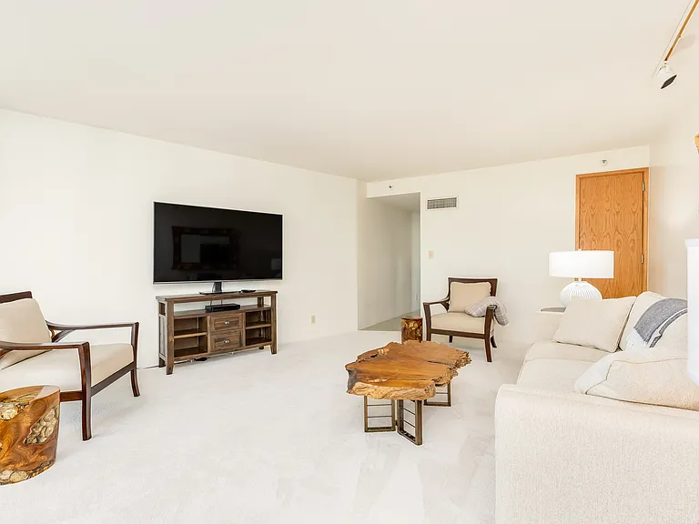 1330 Ala Moana Blvd #1308 — Photo 9