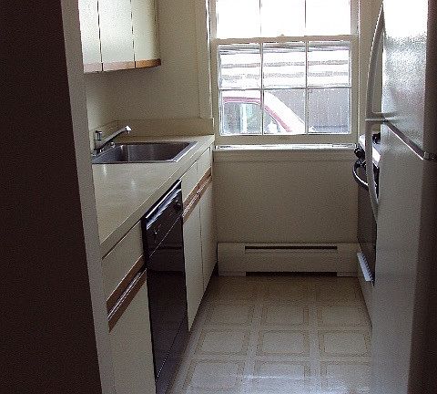 2nd image of 86 Shore Road # Fl 1ST