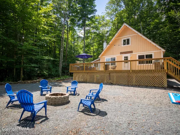 128 Moshannon Dr, Pocono Lake, PA 18347