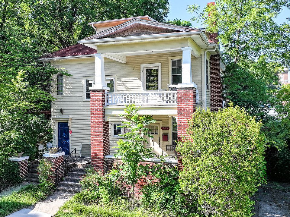 1st image of 102 W McKee St