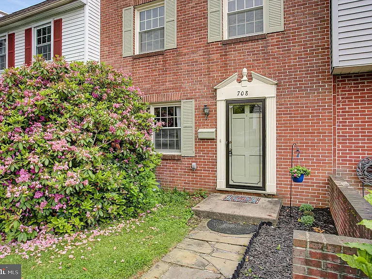 708 Cumberland Ave — Photo 28