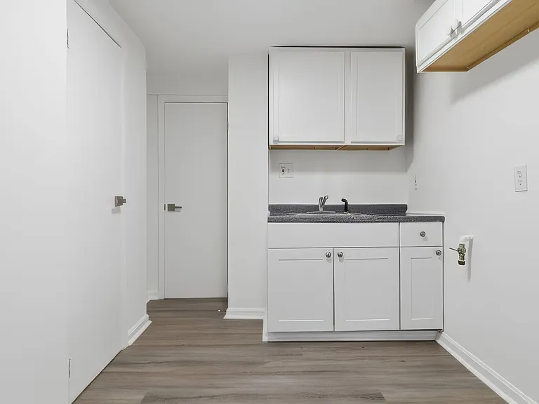 1028 Kenyon St NW — Photo 31