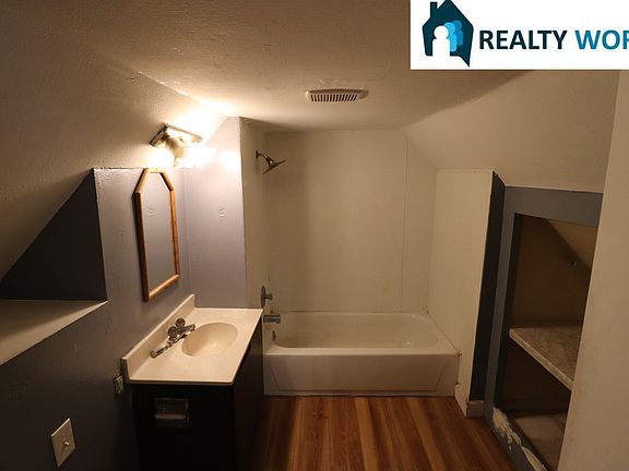 5th image of 1944 S 27th St Unit B