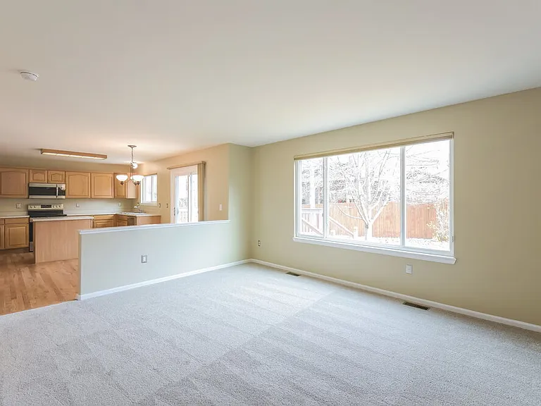 5544 S Wenatchee St — Photo 5